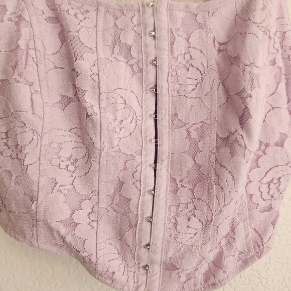 Wild Fable Womens Size Small Light Violet Thin Strap Lace cropped Corset Top NWT - Picture 2 of 4
